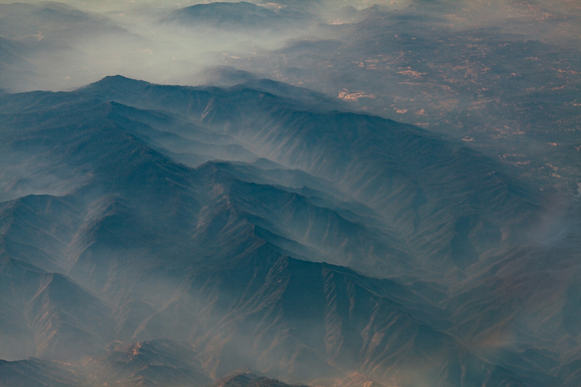 Wildfire aerial photo by Jess Gardner on Unsplash